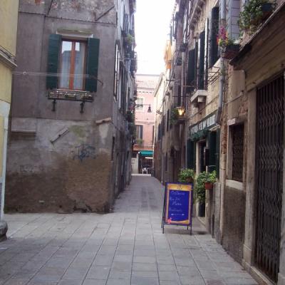 Venezia S.francesco Magazzino